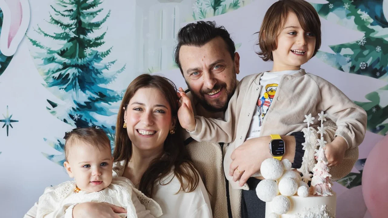 Hazal Kaya’dan Çocuklarının İsim Hikâyesi: Fikret Ali ve Leyla Süreyya Detayı Ortaya Çıktı