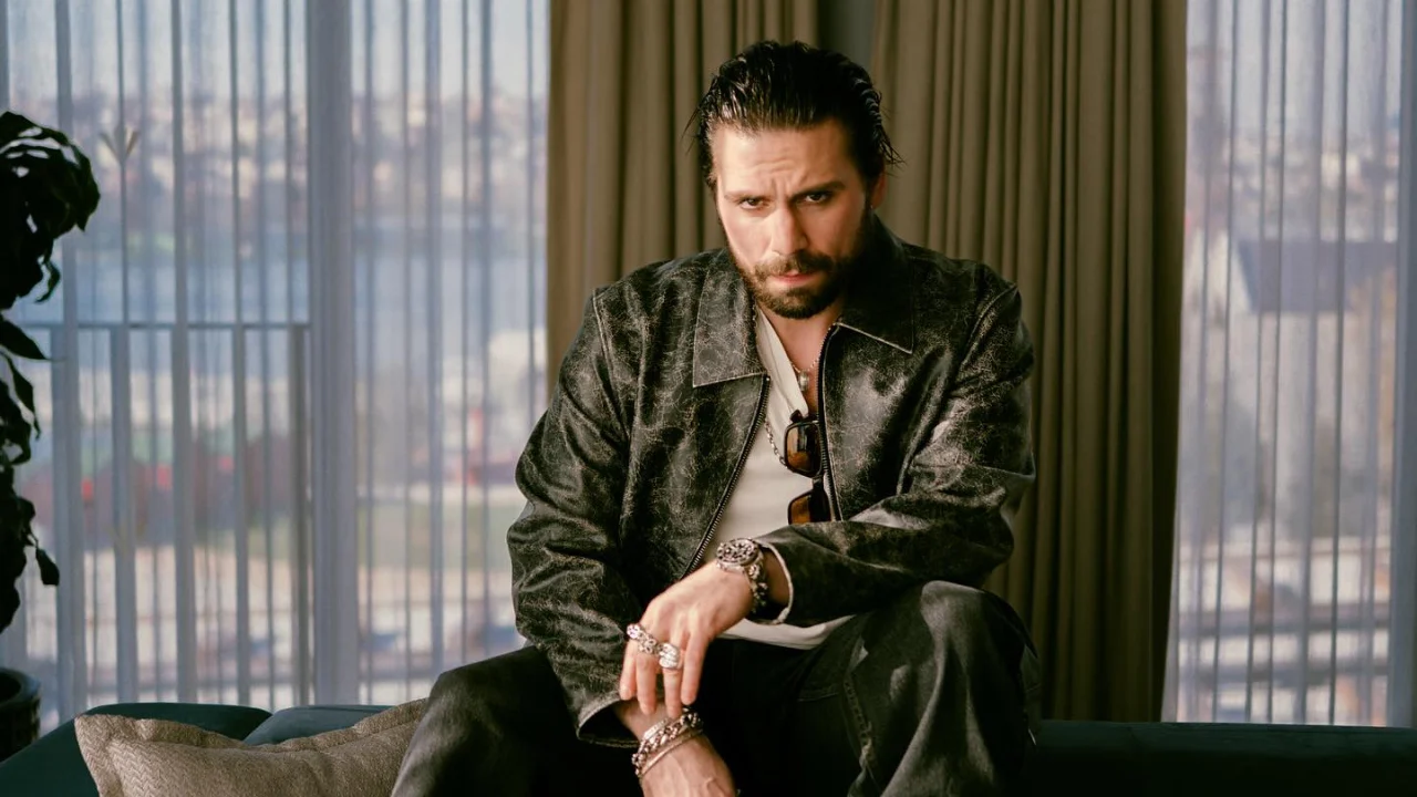 Aynı Yağmur Altında Koray Karanoğlu Kimdir? Taro Emir Tekin Kaç Yaşında, Boyu, Nereli, Oynadığı Diziler Neler?