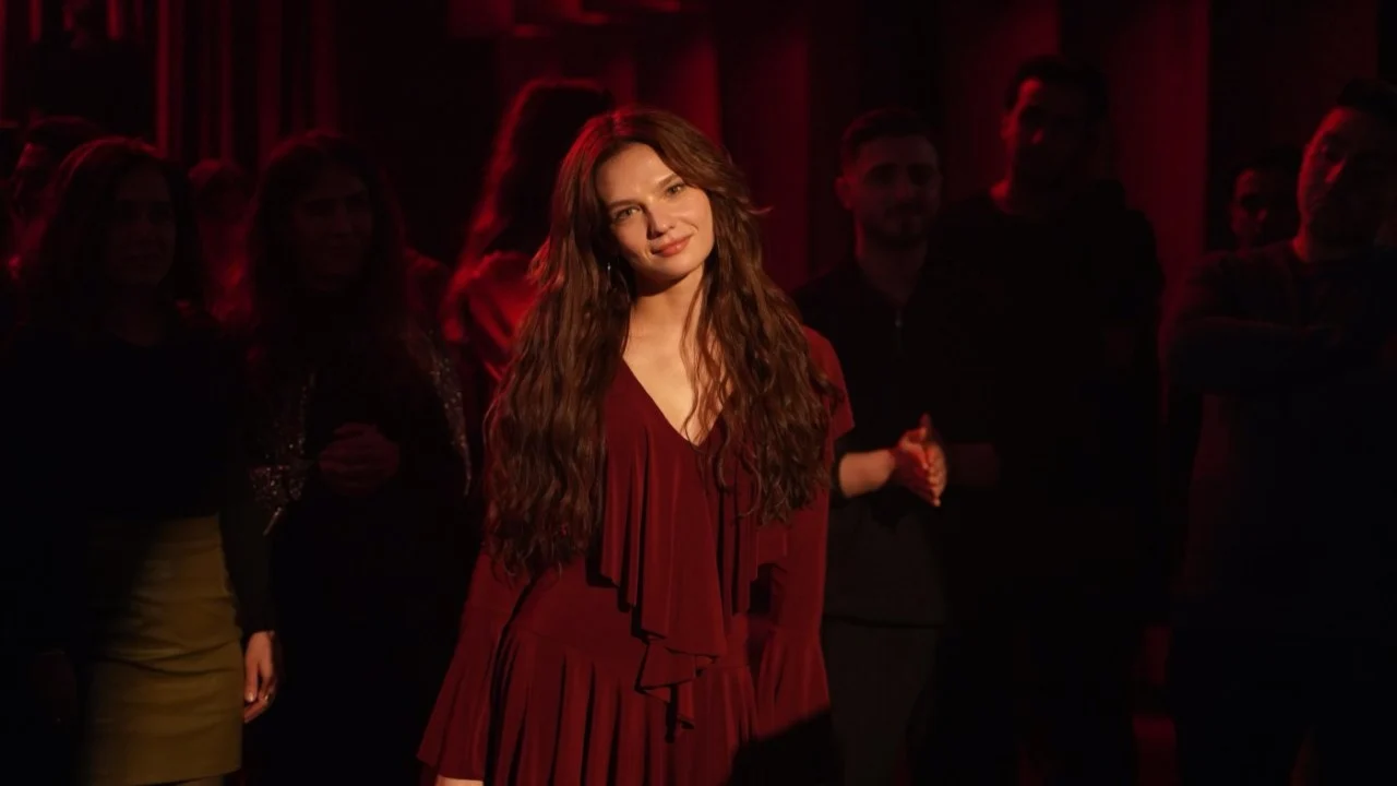 Aynı Yağmur Altında Rosa Sofia Martinez Kimdir? Nilsu Berfin Aktaş Kaç Yaşında, Boyu, Nereli, Oynadığı Diziler Neler?