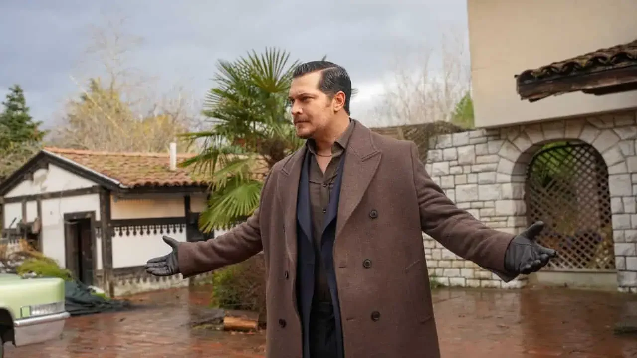 Eşref Rüya 32. Bölümde Gerilim Zirve Yaptı: Eşref Gözünü Kararttı, Nisan Gerçeklerle Yüzleşti