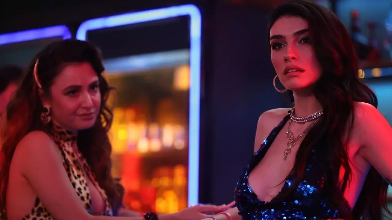 İnci Taneleri 3. Sezonuyla Döndü: Azem’in Kayboluşu Gündemi Salladı, Dilber’in Sessiz Bekleyişi Konuşuluyor